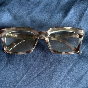 Stylish Tortoiseshell Square reading glasses 1.0 magnification
